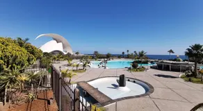 Home2Book El Encanto de La Bahía Santa Cruz - Image 3