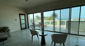 Beach Getaway - Image 5