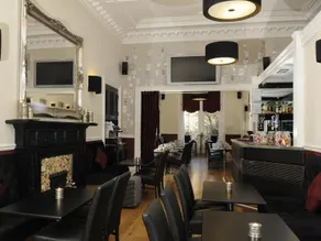 Revolver Edinburgh - Image 3