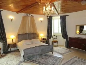 Chateau de Mauras - Image 2