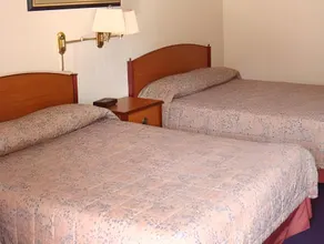 Wesley Inn & Suites - Image 5