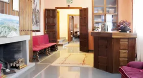 Real Hotel - Image 4