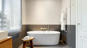 Casagrand Luxury Apartments Barcelona - Image 4