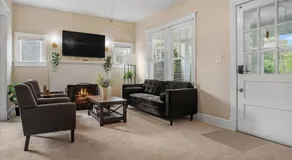 Entire Spacious Home Near DC - Image 3