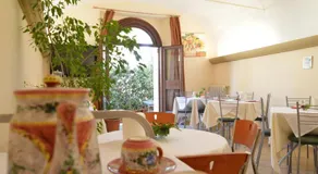 Ostello Villa Redenta - Image 3