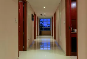 Camelot Hotel - Image 5