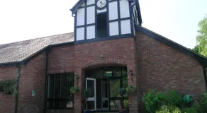 The oaklands hotel - Image 4