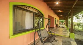 "Hana's Celeste Retreat" Large Modern Villa Sleeps 6 on 20 Acres of Nature! - Image 5