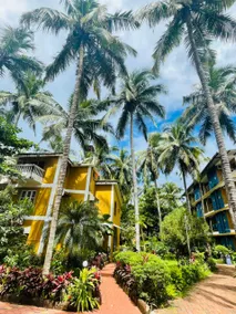 Lushy Days Palm Resort - Image 4
