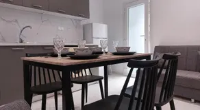 Avra Apartments - Image 2