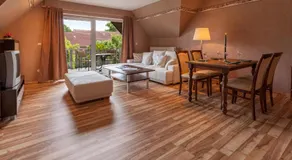 Landhotel Zur Linde - Image 2