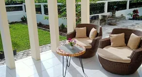 Blesshomestay Samosir - Image 3