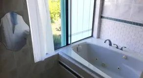GUEST HOUSE IN HILO - Image 4