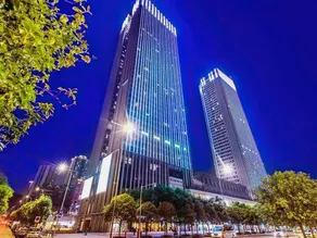 Guizhou Fengrun Karst Hotel (Jiaxiu Tower Qingyun Market Store) - Image 4