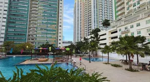 SkyLoft Cebu Solinea Skyline Studio with Mountain and City View - Image 3