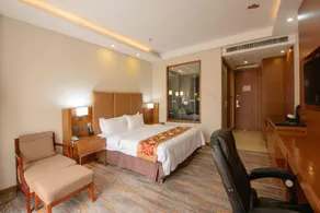 Yatai Hotel(Shenyang  Zhongjie,The Forbidden City) - Image 2