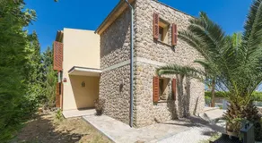 Kinderfreundliche Villa mit Grill, privatem Pool und Whirlpool | Haustierfreundlich - Image 5