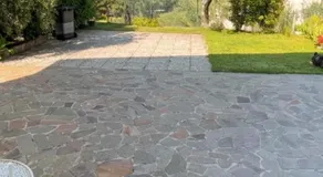 Elegant Apartment Garden & Parking - Image 2