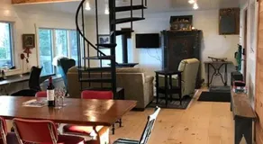 Lakefront Cottage by Country House Escapes - Image 3