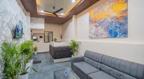 Hotel Zane Aura - Image 2