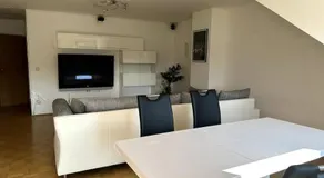 Großzügige 2-Zimmer-Wohnung mit Balkon, ruhige Lage - Image 3