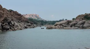 Mahesh Guest House - Image 4