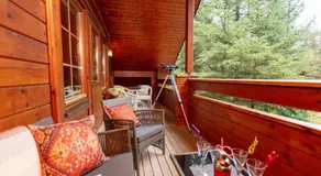 Large Luxury Log Cabin Getaway - Image 3