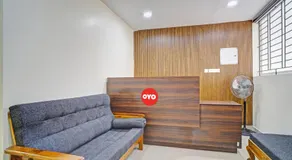 Hotel O Crystal Executive Suites - Image 3