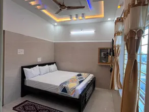 SRI HARI RESIDENCy - Image 3