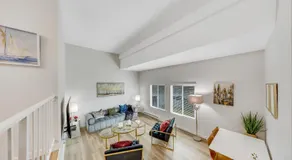 Oneluxstay 3BR Home Near the Beach - Image 3