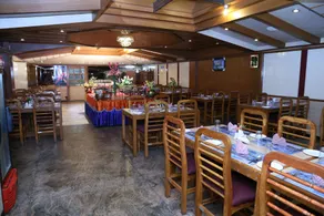 Hotel Le Garden – Experience Serenity Near Sacred Temples - Image 4