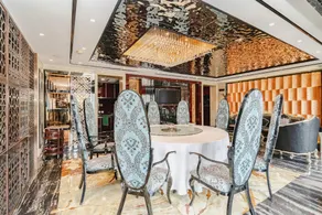 Xihu Yinfeng Hotel - Image 3