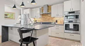 SoCo 1BR/1BA King Suite + Sunroom Porch, Near Zilker Park by Austin Vacay - Image 3