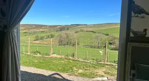 Cabin on the Moors - Image 5