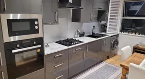 Parkview Apartment - Image 4