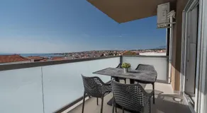 Poolside Hideout Apartments - Image 5