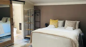 Redem House - Image 2