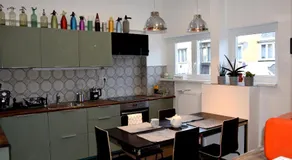 Bleak House - Bauhaus home in greener Budapest - Image 2