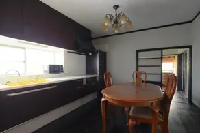 Old private house rental villa made by an architec - Image 3