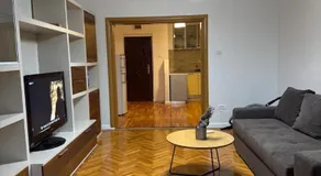 Apartment in Baile Herculane - Image 2