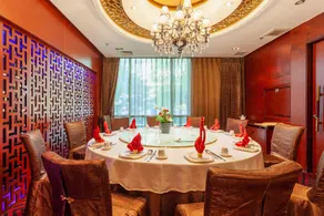 Beijing Jiuhuashanzhuang Convention and Exhibition Hotel - Image 4
