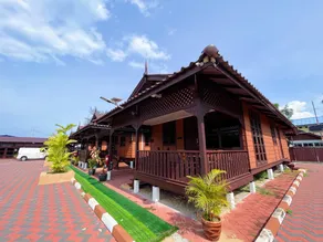 D'Razna Chalet Pantai Seberang Takir - Image 4