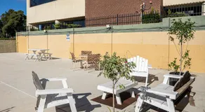 Town and Country Inn - Image 5