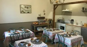 "Les Charmilles" - Maison de charme dans un ancien cloître - Image 2