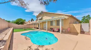Incredible Home up to 12 guests, with pool - Image 4
