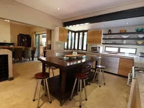 Modern 2 Bedroom Home - Image 4