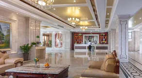 Vienna Hotel Shenzhen Huanan City Hehua Metro Station - Image 3