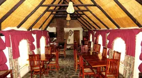 Parrot Lodge - Image 5