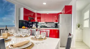 Central Modern Apartment with Private parking & Ocean view & Coffee corner - Image 5