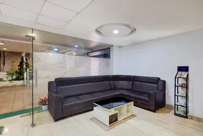 Super Townhouse V Hotel - Image 5